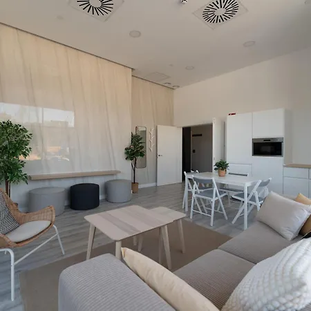 Apartment Xpce Urban 10 Skyline - Parking Free *