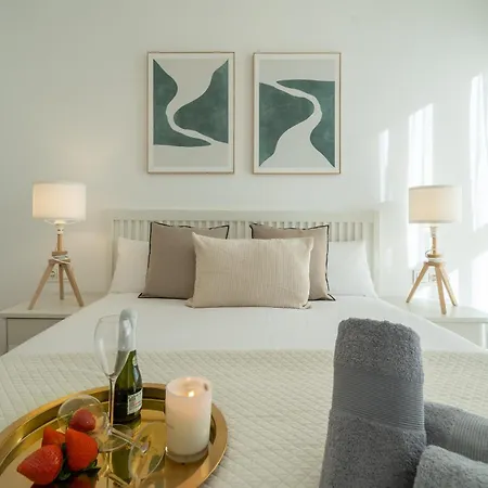 Xpce Urban 10 Skyline - Parking Free Apartment Malaga