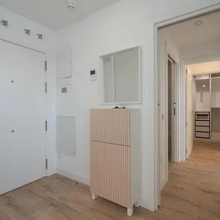 Xpce Urban 10 Skyline - Parking Free Apartment *